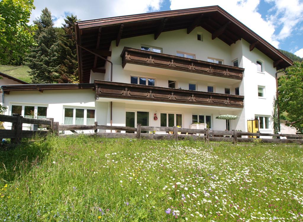 Ferienwohnung Mondial Neustift im Stubaital Eksteriør bilde